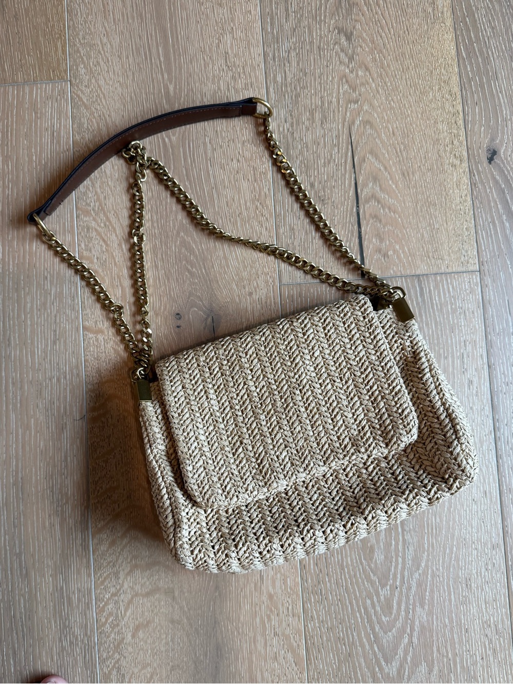 NWOT Zara woven shoulder bag with adjustable chain strap